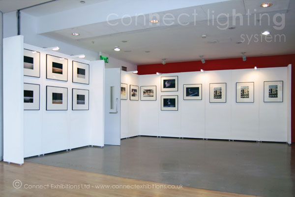 lighting system, lighting systems at the exhibition of 'The Association of Photographers' in Sadlers Wells - London, corner stand with lights. (photographic images)